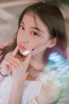 短裙公车被直接进入小说